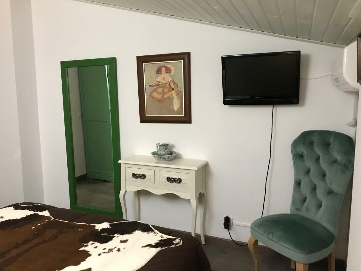 Vivienda Rural Rio Cerezuelo *
